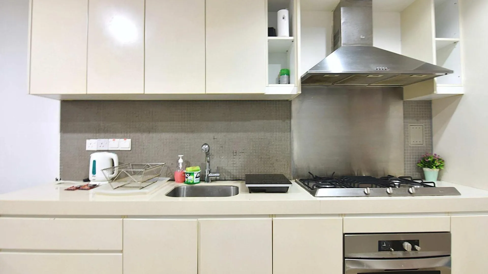 Modern 2Br Fairlane Retreat Steps From Lot 10 Apartment Kuala Lumpur